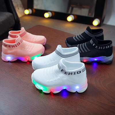 

Cross-border explosion models boys&girls shoes LED lights shoes lighting shoes flying woven sports shoes set foot shoes lumino