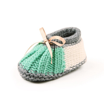 

Baby Boy Girl Plush Shoes Covers Newborn Baby Boy Girl Winter Warm Knitting Boots Socks Shoe Covers
