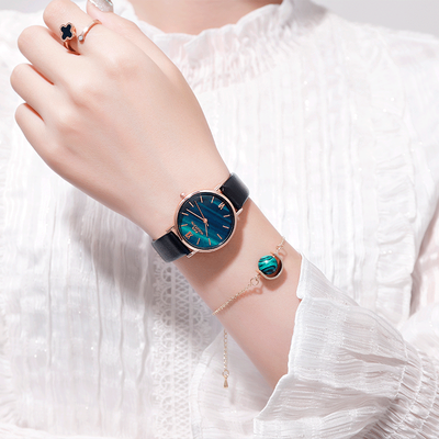 

Small fresh Joker watches female students Korean version of simple French minority ins Harajuku school style retro Mori girls