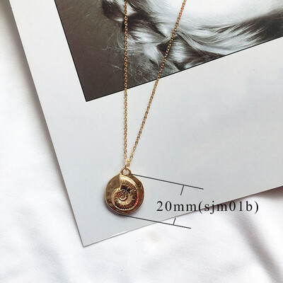 

Fashion Bohemian Cowrie Conch Gold Shell Pendant Necklace for Women Ocean Sea Beach Necklaces Boho Shell Jewelry