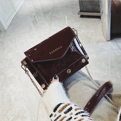 

Bag female 2019 new tide ins super fire fashion patent leather casual rivet wild chain shoulder slung handbag
