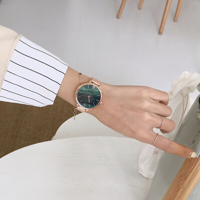 

French Minority Watch Female Retro Students Korean Edition Simple Literature&Art Cold Wind Ins Female Cousin Female College St