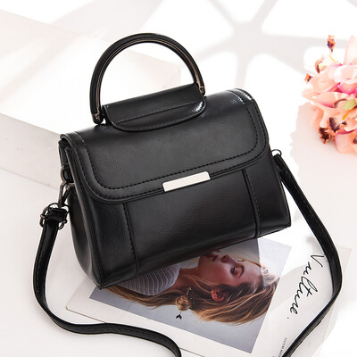 

In summer new womens handbags are in vogue Korean version is simple&versatile with shoulder bags slung across one shoulder