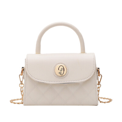 

Chain hand shoulder bag tide Korean version of the wild temperament small square bag