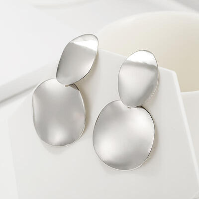 

Korean New Trendy Earrings Twisted Metal Round Dangle Drop Earrings For Women Statement Earings Fashion Jewelry 2019 Oorbellen