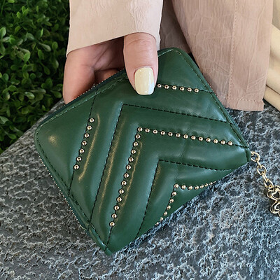 

2019 new Korean version wallet short retro rivets embroidered thread large capacity card bag womens wallet zero wallet