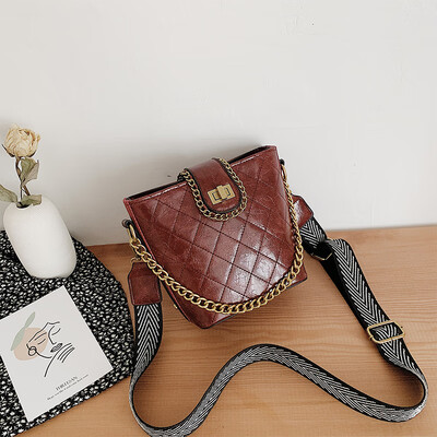 

Chic chain small bag Broadband rhombus bucket bag new 2019 simple retro woman bag single shoulder bag oblique satchel bag