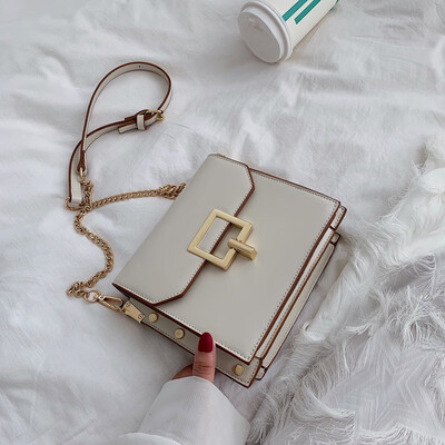 

Advanced foreign gas bag simple rivet bag new 2019 fashion chain small square bag single shoulder oblique satchel bag