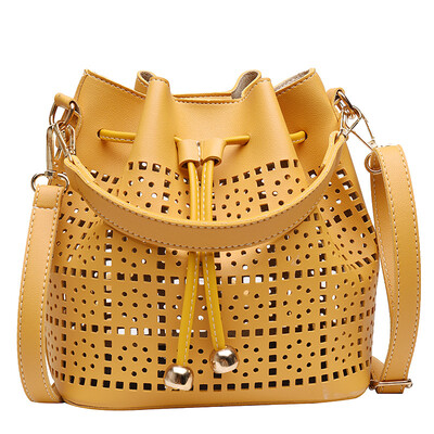 

Fashion handbag chic wild hit color port wind shoulder small square bag