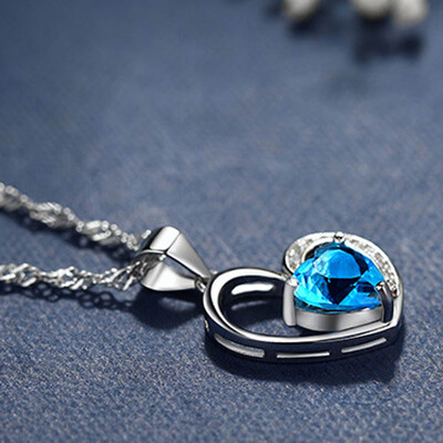 

Fashion Heart Shaped Sterling Silver Double Heart Pendant Necklace Sapphire Silver Heart-shaped Silver Upscale Female Jewelry
