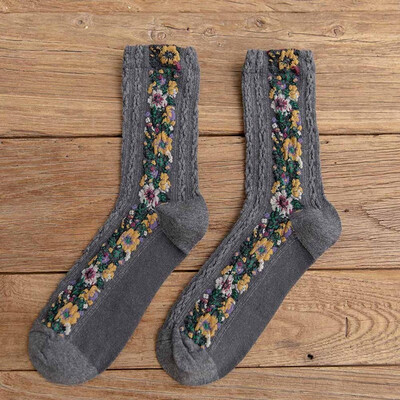 

2019 New Fashion Women Socks Cotton Euramerican National Wind Flowers Autumn&Winter Ladies Socks Warm&Cute