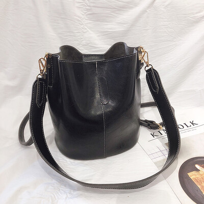 

Retro bag female 2019 new Korean fashion casual texture wild wide shoulder strap billiard Messenger bucket bag