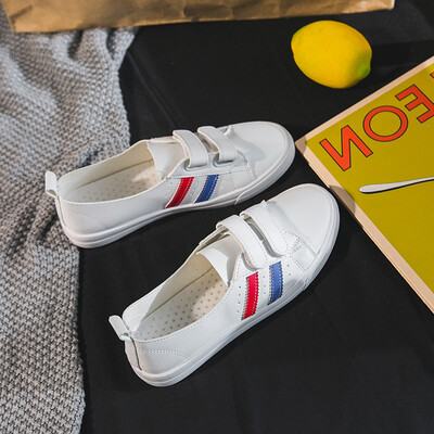 

2019 new style small white-white shoes summer summer Korean white shoes slip-on shoes slip-on shoes flat-bottomed spring