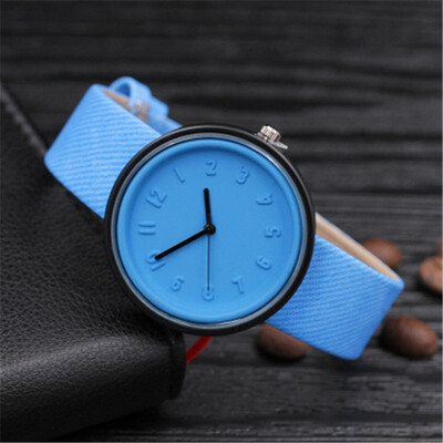 

Korean casual fashion watch male student canvas belt simple three-dimensional digital scale couple quartz female watch