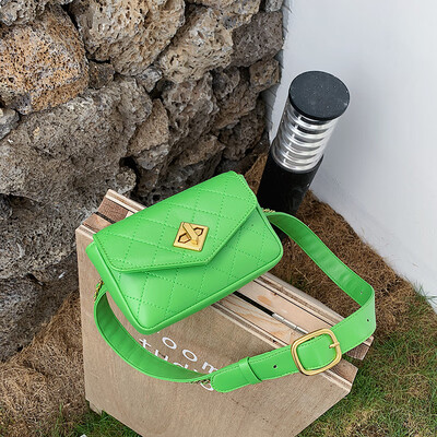 

Qiao Bani 2019 new South Korea ins fashion network red embroidery thread lock multi-purpose chest bag waist shoulder diagonal female bag