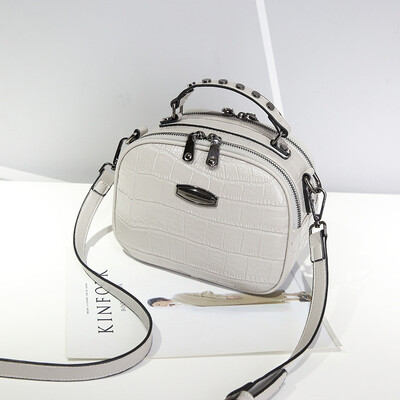 Womens small bag female 2019 new wave Korean version of the wild Messenger bag handbag shoulder bag small round bag Messenger bag