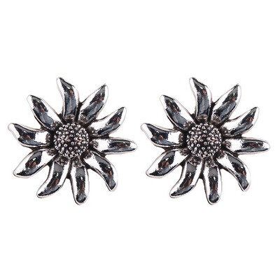 

Vintage Metal Sunflower Stud Earrings Trend Gold Color Alloy Punk Style Statement Earings for Women Jewelry