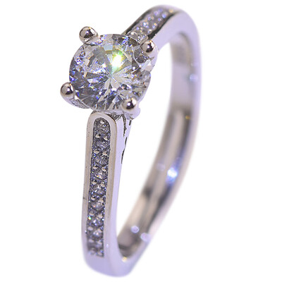 

European And American Trend Jewelry Ladies Ring Simple Female Couple Four Claws Zircon Wedding Ring