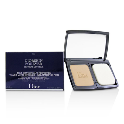 

CHRISTIAN DIOR - Diorskin Forever Extreme Control Perfect Matte Powder Makeup SPF 20 - 035 Desert Beige 9g031oz