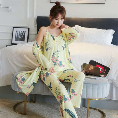 

Woman Autumn Sexy Pajamas Set Printed Sling Sleepwear 3 Peices Long Sleeves Soft Comfort Homewear Sexy Robe Sleepwear