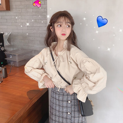 

Simple Women Blouse Temperament Autumn Sexy Solid Color Embroidered Ruffled Lace-up Trumpet Sleeve Blouse Casual Tops