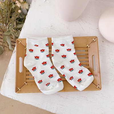 

19 Colors Women Cute Cotton Socks Flower Print All Seasons Crew Socks Female Breathable Strawberry Print Socks