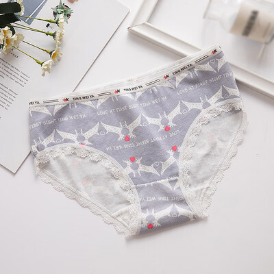

Women cute cotton print underwear Girl cotton mid-rise waist Japanese literary breathable hip briefs Girls comfortable briefs