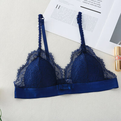 

Women Fashion Casual Triangle Cup Beauty Back Wrapped Chest Without Steel Ring Gathered Breathable Comfortable Bra