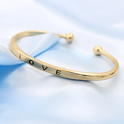 

Fashion Simple Wild  O V E Letter Print Open Bracelet Unisex Pair Hand Ring Jewelry Hot Gift