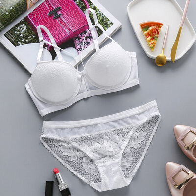 

Sexy Women Lace Floral Bra Set See Through Hollow Ladies Underwear Lingerie Set Lace Embroidery Padded Push Up Bralette Briefs