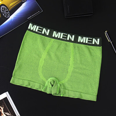 

Seamless Comfortable Breathable Mens Underwear Fashion New Mid-rise Boxer Briefs