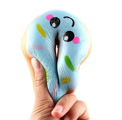

2018 Childrens Toys Mini Donuts Bounce Slowly Up Bread Scented Charm