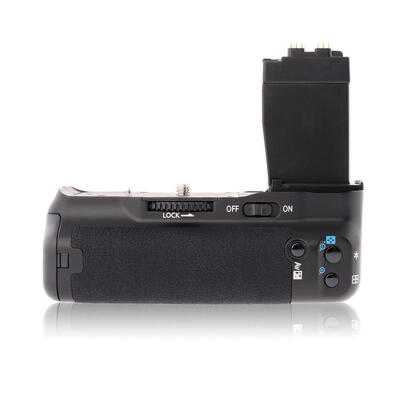 

MeiKe MK-550DBG-E8BP-550D Battery Grip for Canon 550DRebel T2iKiss X4 600DRebel T3iKiss X5 650DRebel T4iKiss X6i