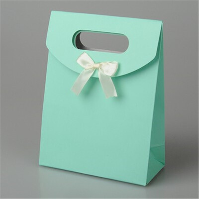 

PH PANDAHALL 60 pcs PaleTurquoise Paper Gift Bags with Random Color Ribbon Bowknot Design