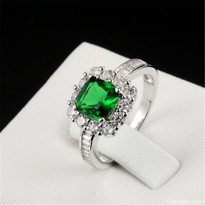 

Sliver Color Green Cystal Princess Cut Wedding Ring Engagement AAA CZ Crystal Jewelry For Women with Austrian Crystal R475