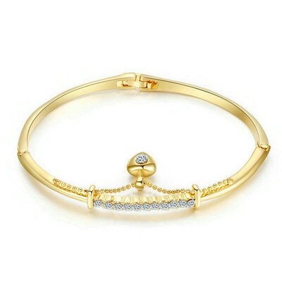 

Yoursfs® 18K Yellow Gold Plated Use Austrian Crystal Bangle Heart Pandents Bracelet