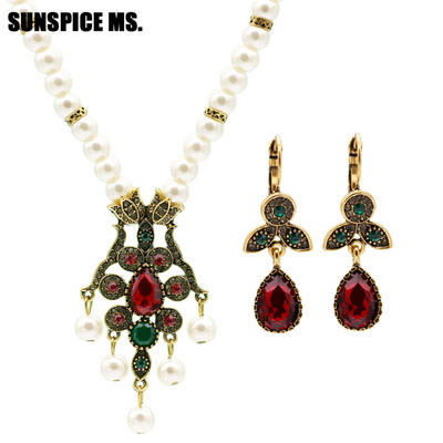 

Vintage Flower Imitation Pearl Jewelry Sets Long Bead Necklace Drop Earrings Antique Gold Color Rhinestone India Bridal Jewelry