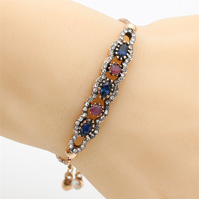 

Vintage Turkish Women Resin Jewelry Bracelet Antique Gold Color Rhinestone Sliding Chain Bracelet Indian Bridal Wedding Jewelry