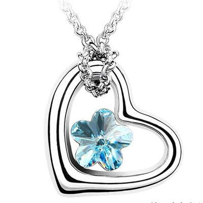 

Womens Heart Necklace Pendant Fashion Jewelry Austrian Crystal Exquisite Flower Necklace Accessories 18KGP 116