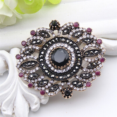 

Vintage Turkish Women Flower Brooch Pins Antique Gold Color Resin Jewelry Round Brooches Broches Hijab Scarf Buckle Hat Corsage