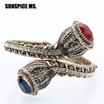 

SUNSPICE MS. Vintage Charm Bangles для женщин Античная золотая красная смола Lily Flower Bracelet Full Crystals Турецкие бижутерии