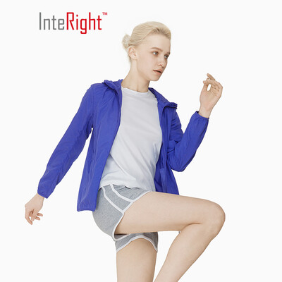 

INTERIGHT outdoor skin clothing for men&women models light&breathable windbreaker treasure blue female