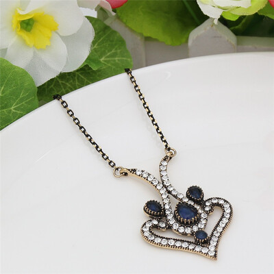 

New Arrived Floral Necklace Turkish Antique Gold Plating Hollow Out Flower Heart Pendant Necklaces Bohemia Women Festival Gift