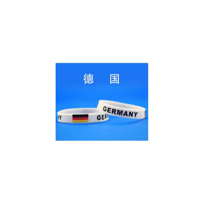 

2pcs Russia World Cup 2018 Football Fans Bracelet Soccer fan Accessories Football Silicone Bracelet Cheerleading supplies