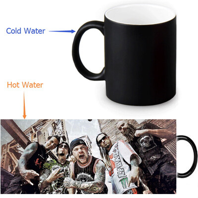 

Пять Finger Death Punch 350ml / 12oz Heat Reveal Mug Color Change Чашка кофе Чувствительные морфинг-кружки Волшебная чашка для чайных чашек
