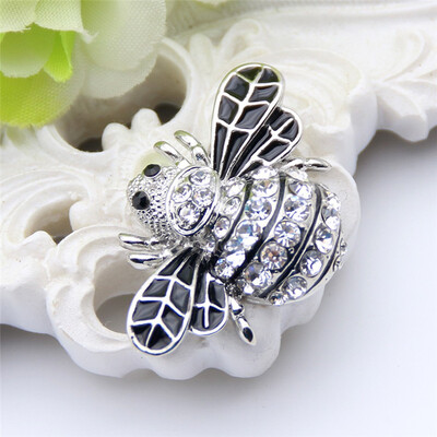 

High Quality Bee Brooches Enamel Esmalte Broches Pin Gold Color Champagne Rhinestone Hijab Pins juego de tronos Halloween joyas