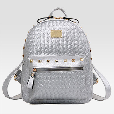 

D.jiani ™ Rivet woven shoulder bag