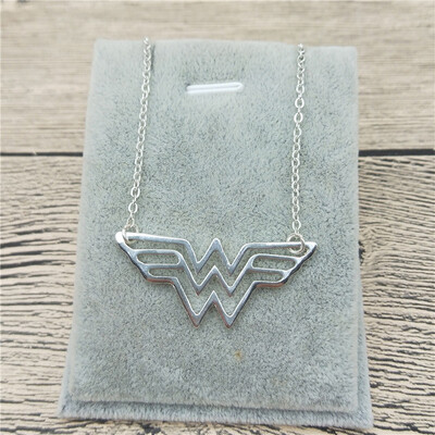 

New Gold Color Silver Color Wonder Woman Necklace Diana Prince Charm Wonder Woman Jewelry Super Hero Jewelry