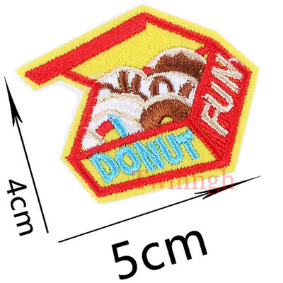 

Twilingh Ghost Death Skull Hand Patch Badges Embroidered Applique Sewing Iron On Badge Clothes Garment Apparel Accessories