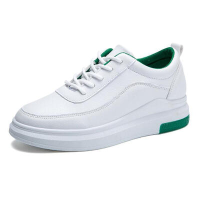 

In the spring&summer of 2018 womens shoes increased in air permeability Running shoes women